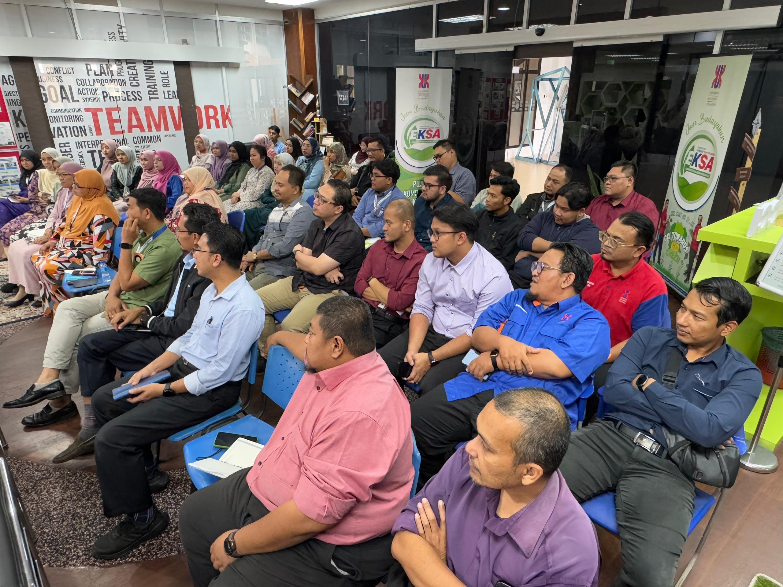 SESI PERKONGSIAN OLEH TNC A&A BERSAMA STAF PUSAT KOMPUTERAN DAN INFORMATIK (CCI)
